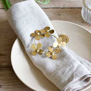 Tablecloths & napkins