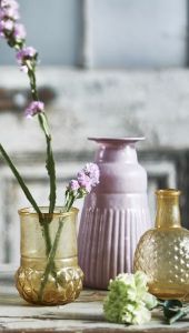 Vase glass pink WEL075